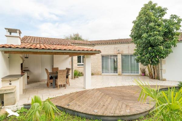 Maison à vendre |  Le Grand-Village-Plage |  6 pièces | 126 m²