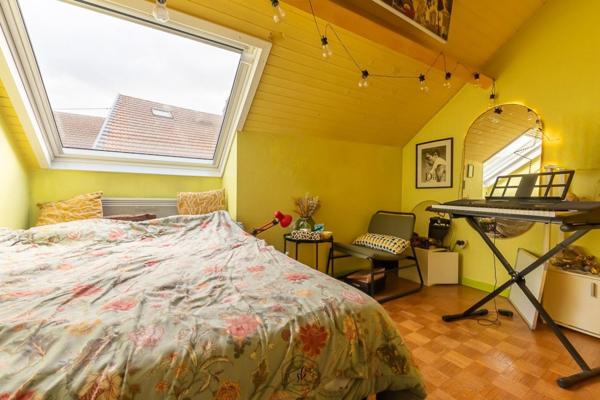 Immeuble alliant habitation et restaurant réputé