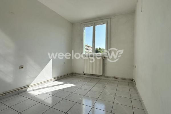 Appartement à vendre 4 pièces de 68 m² à Le Pontet