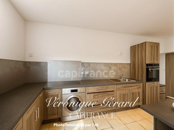 IDEAL INVESTISSEMENT MAISON EN PIERRE SUR environ 1700 M2 DE TERRAIN