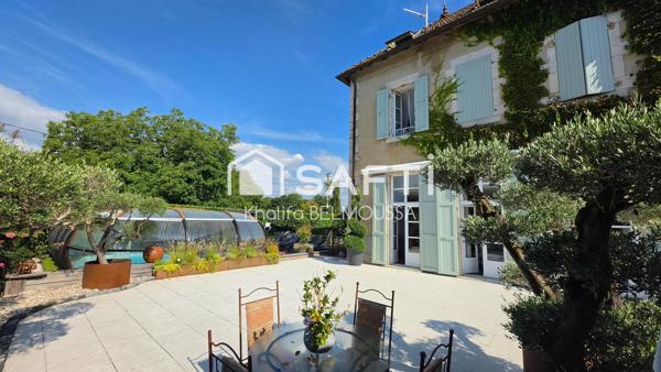 Propriété de caractère de 279 m² avec piscine couverte et espace bien-être