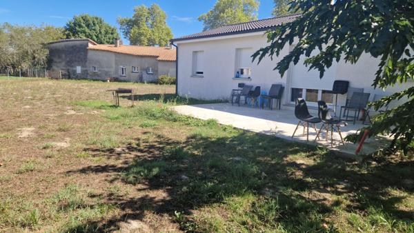 Vente Maison88 m² - 4 Pièces - CASTELSARRASIN (82100)