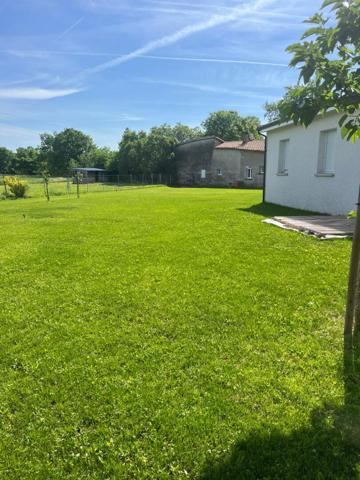 Vente Maison88 m² - 4 Pièces - CASTELSARRASIN (82100)