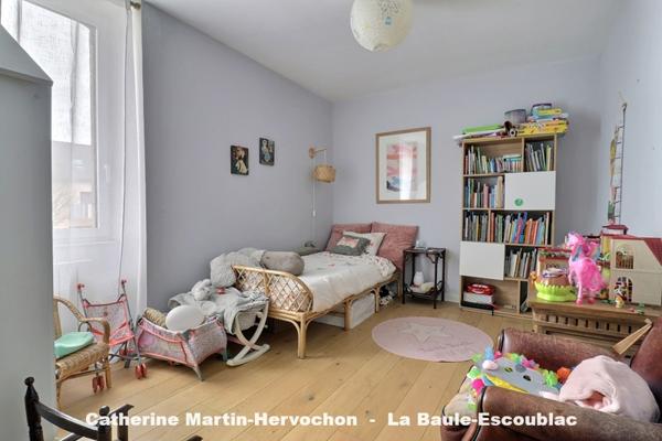 Opportunité - Maison de charme en pierre - 4 chambres et bureau - 166 m² hab/ 176 m2 au sol - Proche commerces