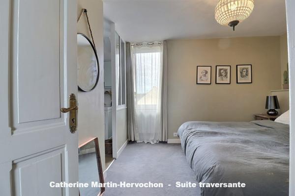 Opportunité - Maison de charme en pierre - 4 chambres et bureau - 166 m² hab/ 176 m2 au sol - Proche commerces