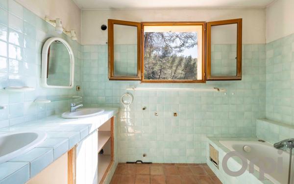 Maison à vendre    5 pièces • 155 m2 Colomars