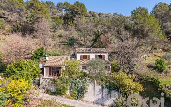 Maison à vendre    5 pièces • 155 m2 Colomars