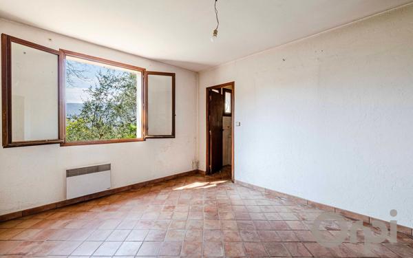 Maison à vendre    5 pièces • 155 m2 Colomars