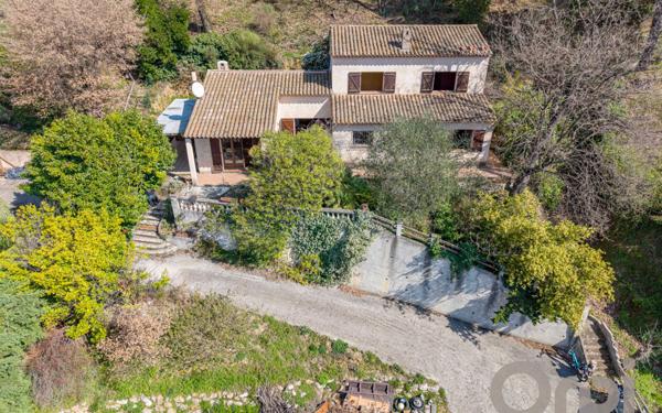 Maison à vendre    5 pièces • 155 m2 Colomars