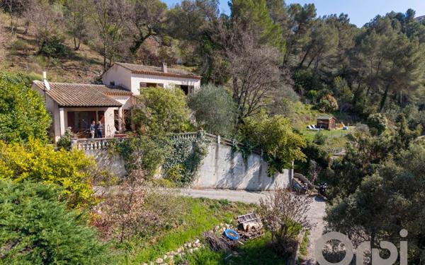 Maison à vendre    5 pièces • 155 m2 Colomars