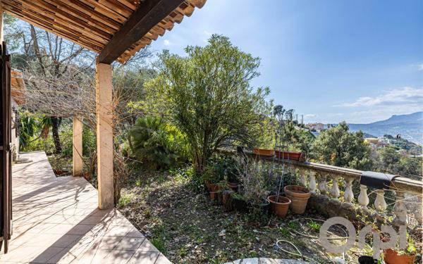 Maison à vendre    5 pièces • 155 m2 Colomars