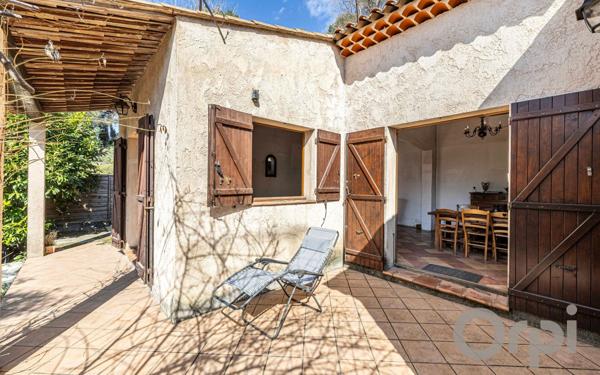 Maison à vendre    5 pièces • 155 m2 Colomars