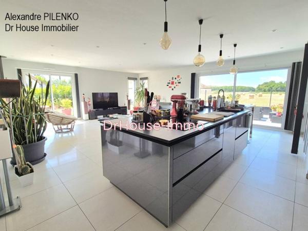 Maison à vendre 5 pièces de 122 m²