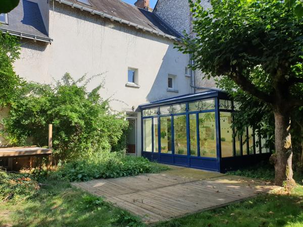 Maison Bourgeoise avec jardin au centre ville