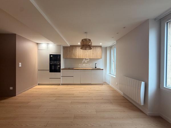 Appartement 2 pièces neuf - MONTESSON Centre Secteur Village Loyer 1 200 €/mois charges comprises **  - Référence  18694