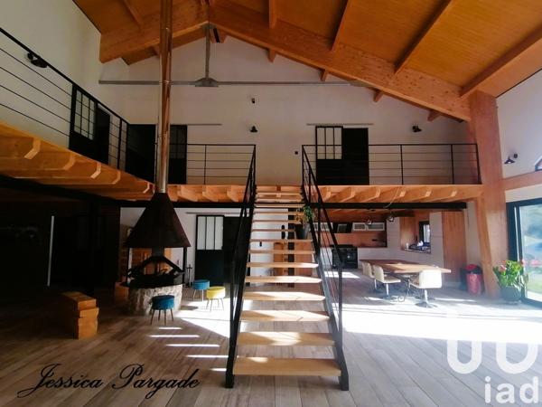 Maison d’architecte 6 pièces de 507 m² à Vic-en-Bigorre (65500)