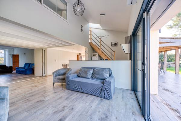Vente Maison de luxe Le Gua 11 Pièces 300 m²