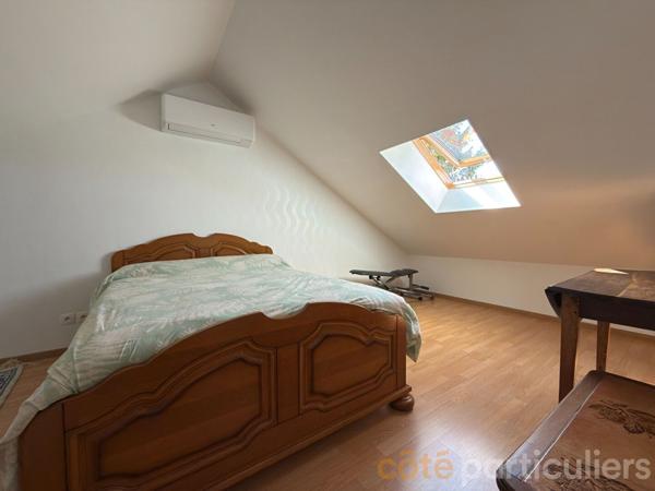 Vente
                Maison110 m² - 4 Pièces -
                    ORVAL (18200)