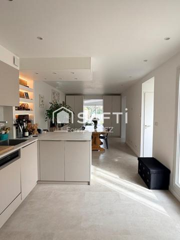 Maison rénovée de 98m2 au Tignet (06530)