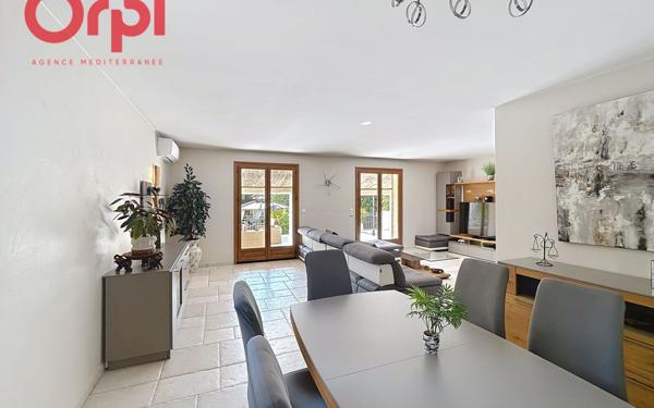 Maison à vendre    5 pièces • 186 m2 Fréjus