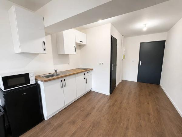 Vente                                                      Immeuble
                        
                     6 pièces                      222 m2                     à Saint-Quentin