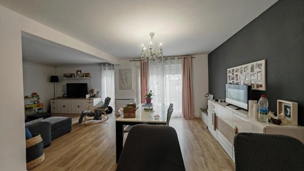 Maison individuelle 4 pièces 3 chambres, terrain 294 m²