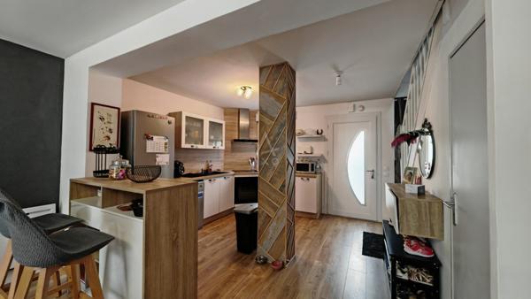 Maison individuelle 4 pièces 3 chambres, terrain 294 m²