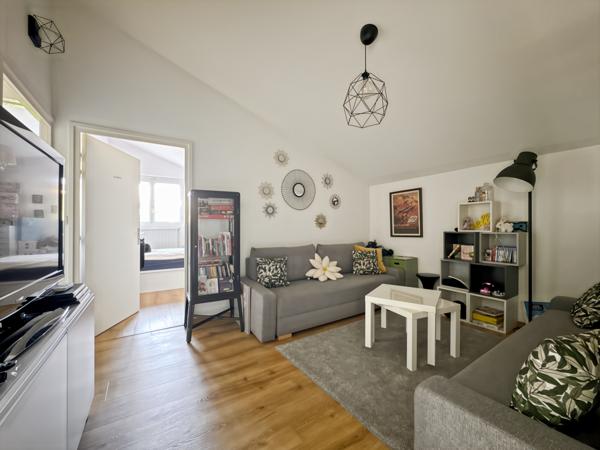 Béligneux (01360) Propriété d’Exception et dépendances avec vue panoramique Sans Vis à vis – La Valbonne / Béligneux Centre Gare