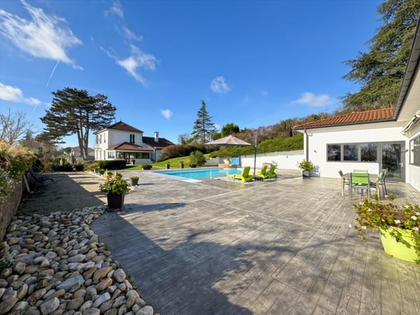 Béligneux (01360) Propriété d’Exception et dépendances avec vue panoramique Sans Vis à vis – La Valbonne / Béligneux Centre Gare