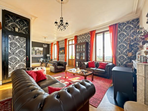 Béligneux (01360) Propriété d’Exception et dépendances avec vue panoramique Sans Vis à vis – La Valbonne / Béligneux Centre Gare