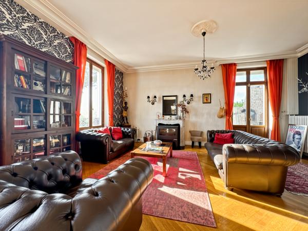 Béligneux (01360) Propriété d’Exception et dépendances avec vue panoramique Sans Vis à vis – La Valbonne / Béligneux Centre Gare