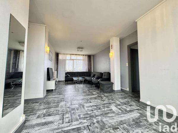 Appartement 4 pièces de 82 m² à Sedan (08200)