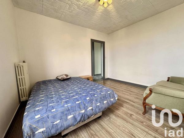 Appartement 4 pièces de 82 m² à Sedan (08200)