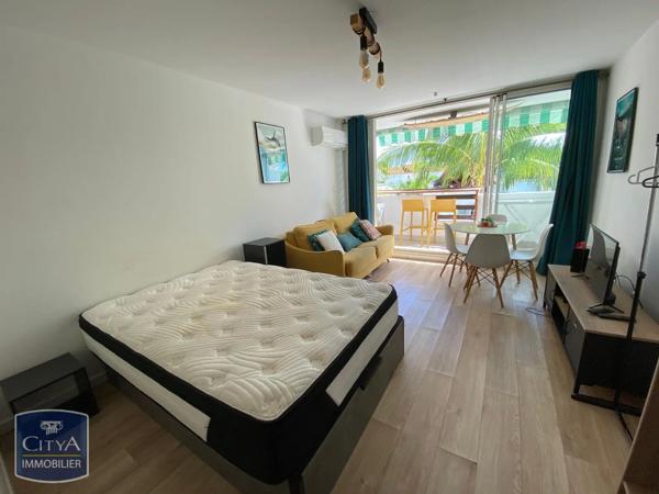Appartement à louer 1 pièce 29.86m² Saint-Paul (97434)
