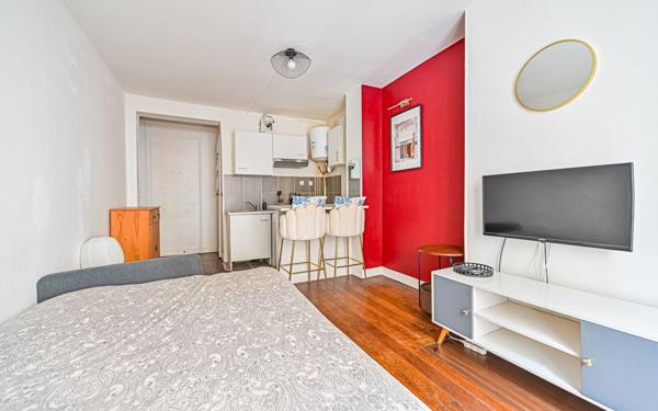Appartement à vendre    1 pièce • 25,25 m2 Paris 9