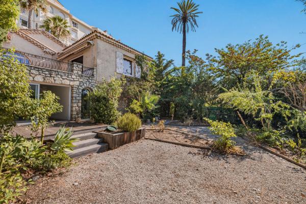 Vente Villa de luxe Cannes 8 Pièces 370 m²