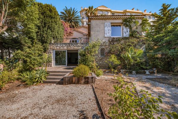 Vente Villa de luxe Cannes 8 Pièces 370 m²