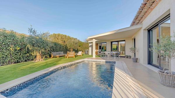 Vente Villa de luxe Sainte-Maxime 5 Pièces 157 m²