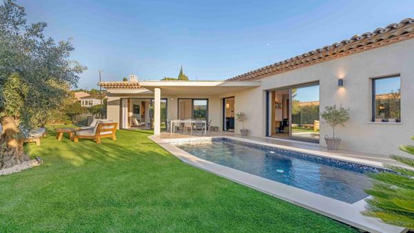 Vente Villa de luxe Sainte-Maxime 5 Pièces 157 m²