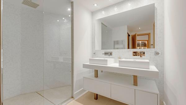 Vente Villa de luxe Sainte-Maxime 5 Pièces 157 m²