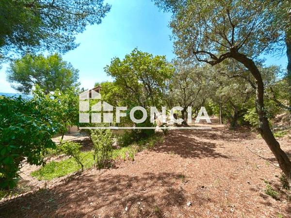 Location Maison 5 pièces 132.3 m² - 170 AVENUE LINO VENTURA Gignac La Nerthe 13180