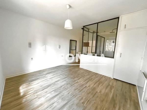 Location Maison 5 pièces 132.3 m² - 170 AVENUE LINO VENTURA Gignac La Nerthe 13180