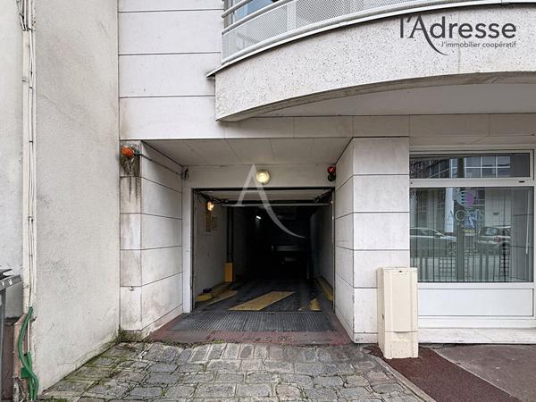 Parking à louer/160 rue Gambetta 92150 Suresnes