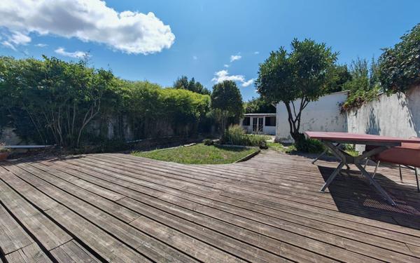 Maison à vendre    5 pièces • 148 m2 La Rochelle