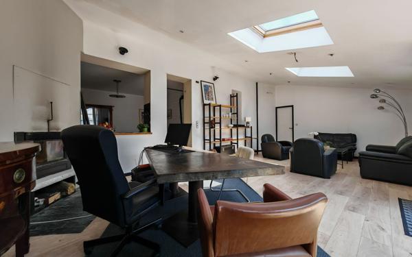 Maison à vendre    5 pièces • 148 m2 La Rochelle