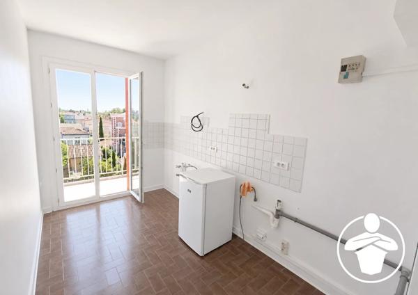 Vente                                                      Appartement
                        
                     2 pièces                      55 m2                     à Agen