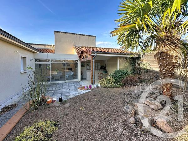 Maison à vendre  6 pièces - 219 m2 MOZAC - 63