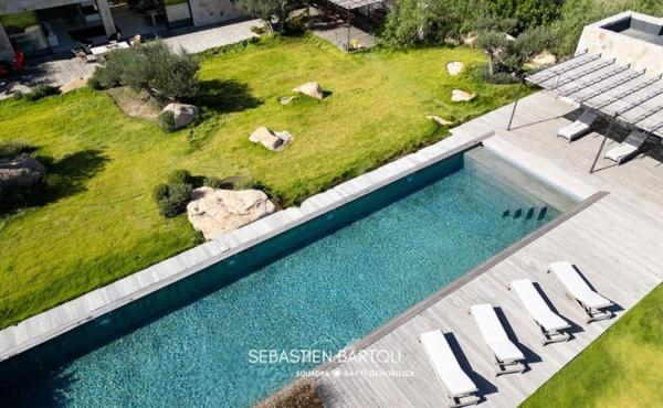 Villa vue mer prestige T7 350M2 avec piscine à Bonifacio