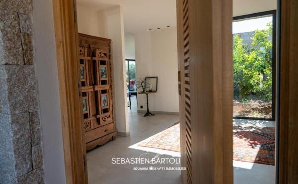 Villa vue mer prestige T7 350M2 avec piscine à Bonifacio