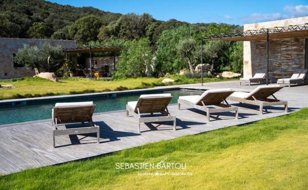 Villa vue mer prestige T7 350M2 avec piscine à Bonifacio